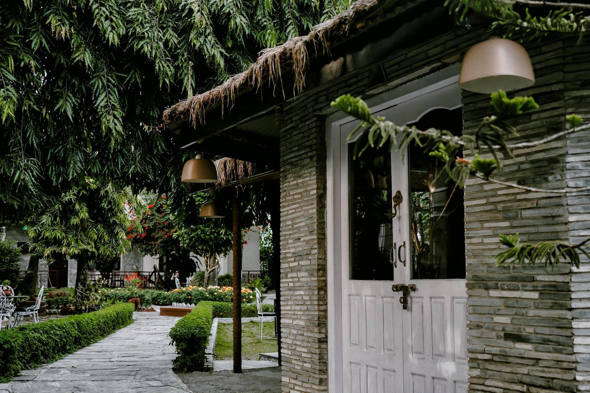 Mingtang Garden Cottage 名堂花园度假屋 Pokhara Extérieur photo